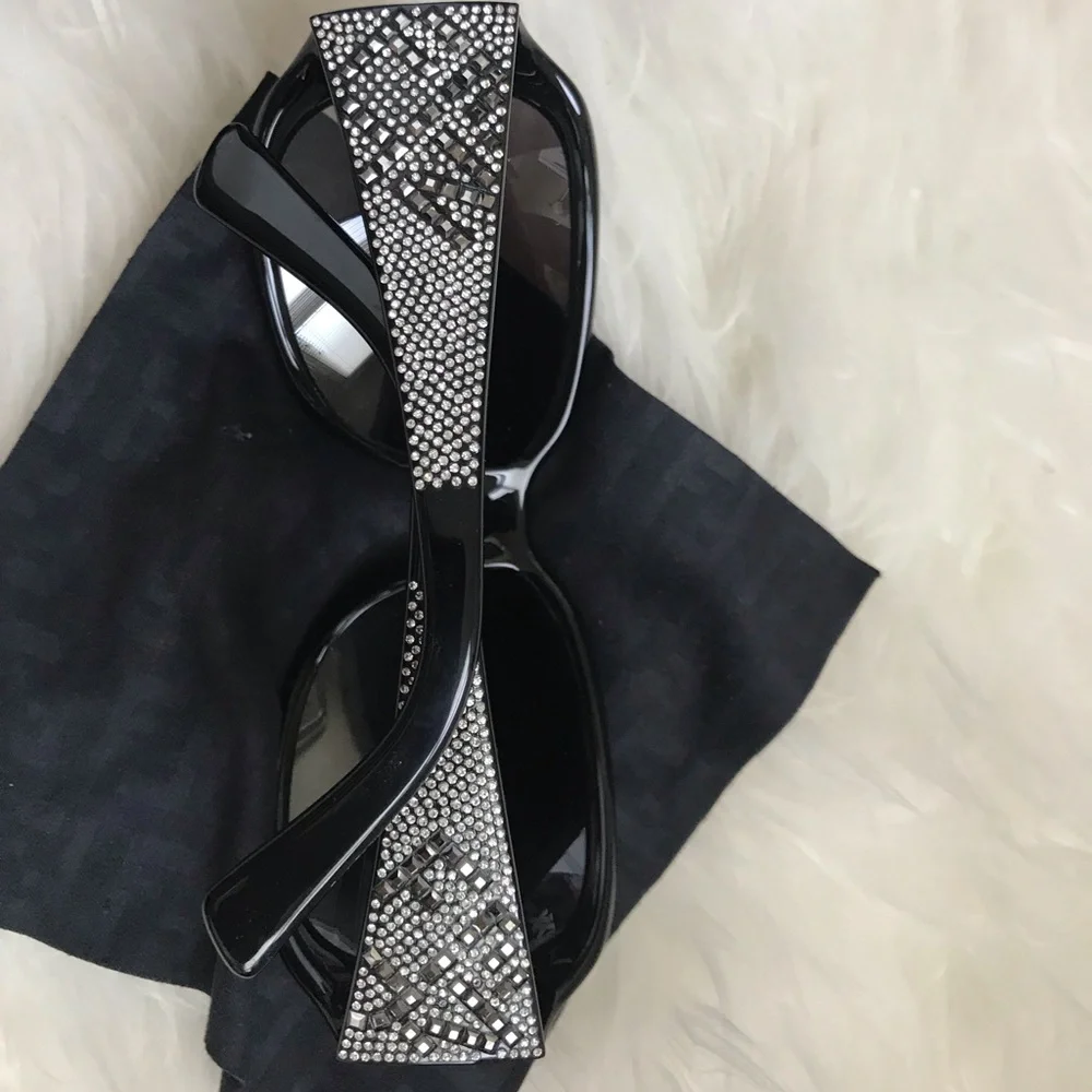 Fendi crystal detail sunglasses RARE - Picture 5 of 7